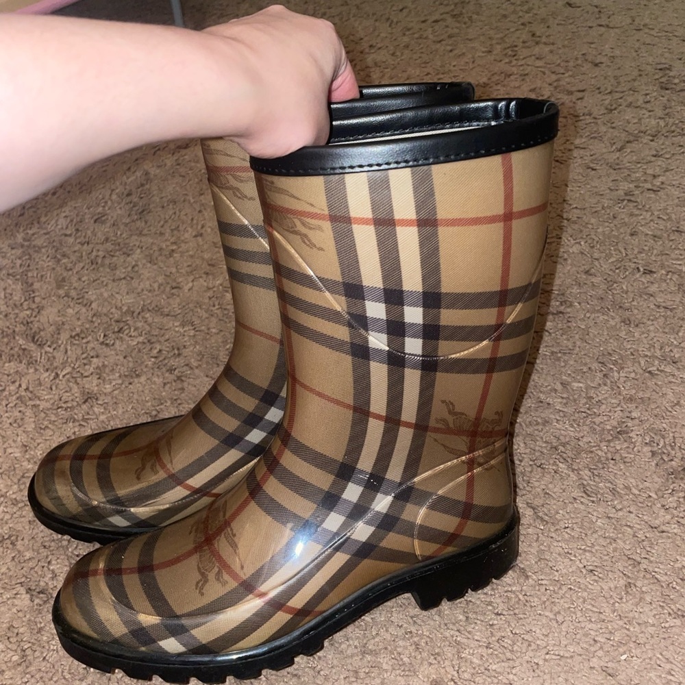 Burberry rain boots